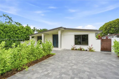 $1,437,000 | 6332 Southwest 28th Street, Miami, FL 33155
