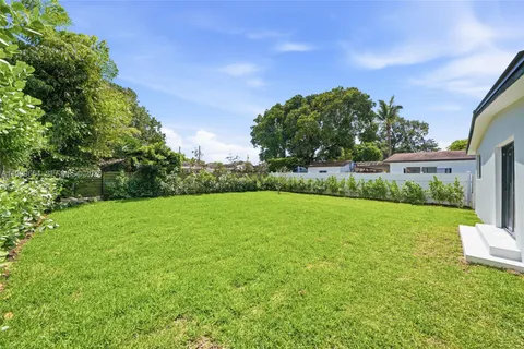 $1,437,000 | 6332 Southwest 28th Street, Miami, FL 33155