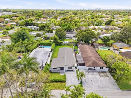 $1,399,000 | 6332 Southwest 28th Street, Miami, FL 33155