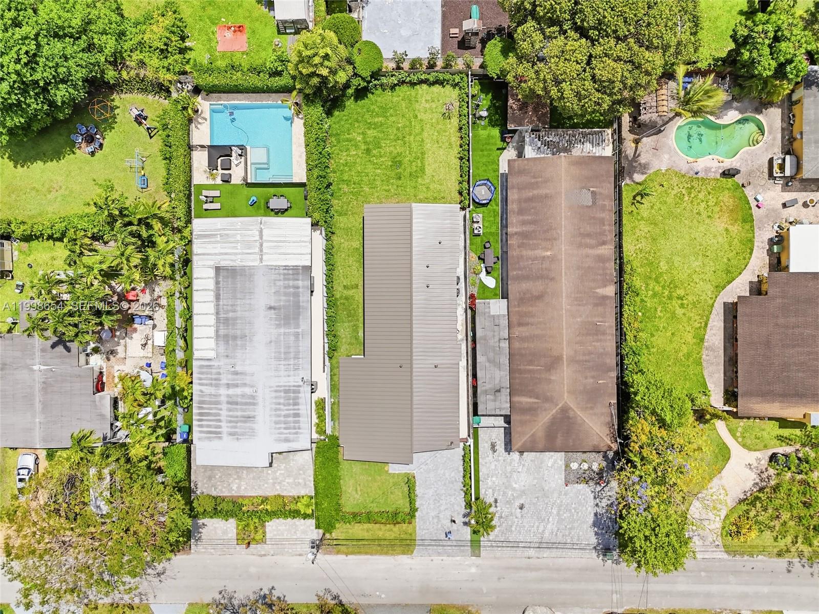 6332 Southwest 28th Street Miami, FL 33155 - Photo 42 of 43