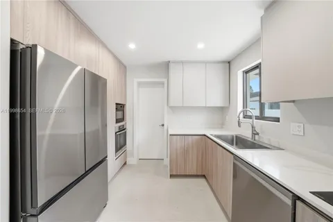 $1,437,000 | 6332 Southwest 28th Street, Miami, FL 33155