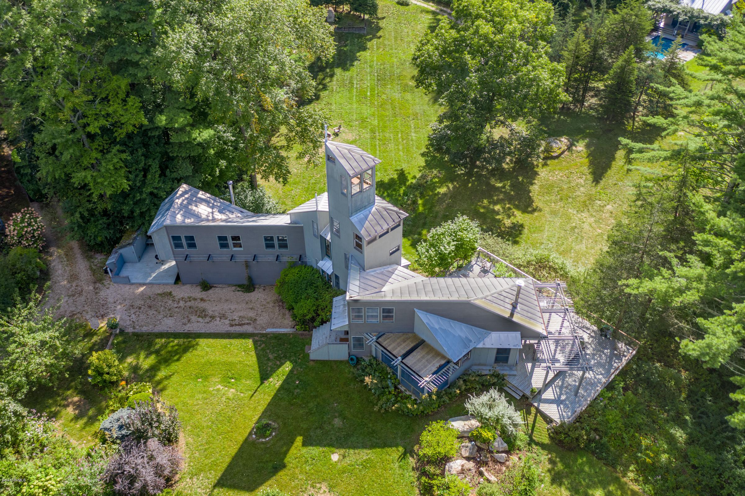 132 Bull Hill Road Sheffield, MA 01257 - Photo 5 of 72 5 Overview 3