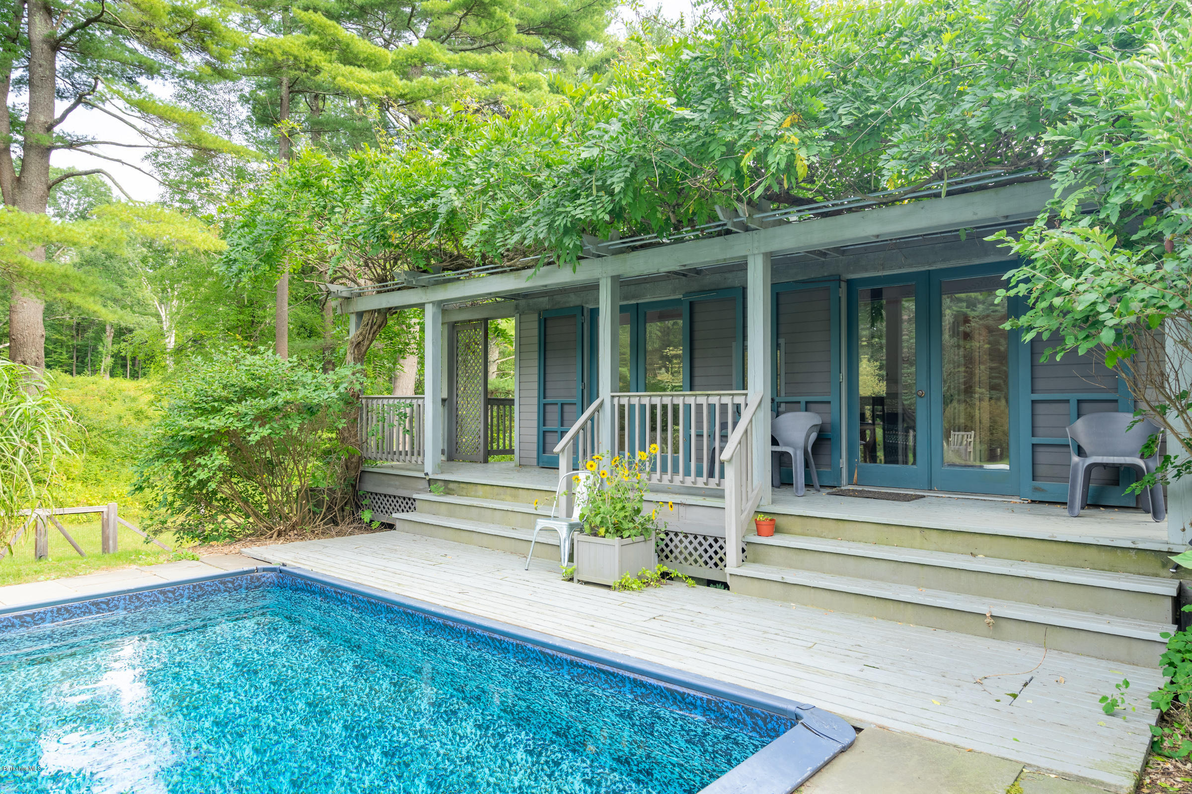 132 Bull Hill Road Sheffield, MA 01257 - Photo 45 of 72 44 Porch