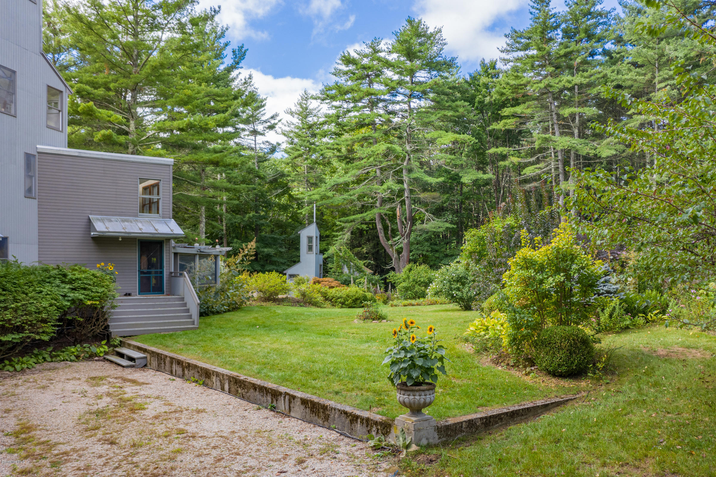 132 Bull Hill Road Sheffield, MA 01257 - Photo 62 of 72 60 Gardens