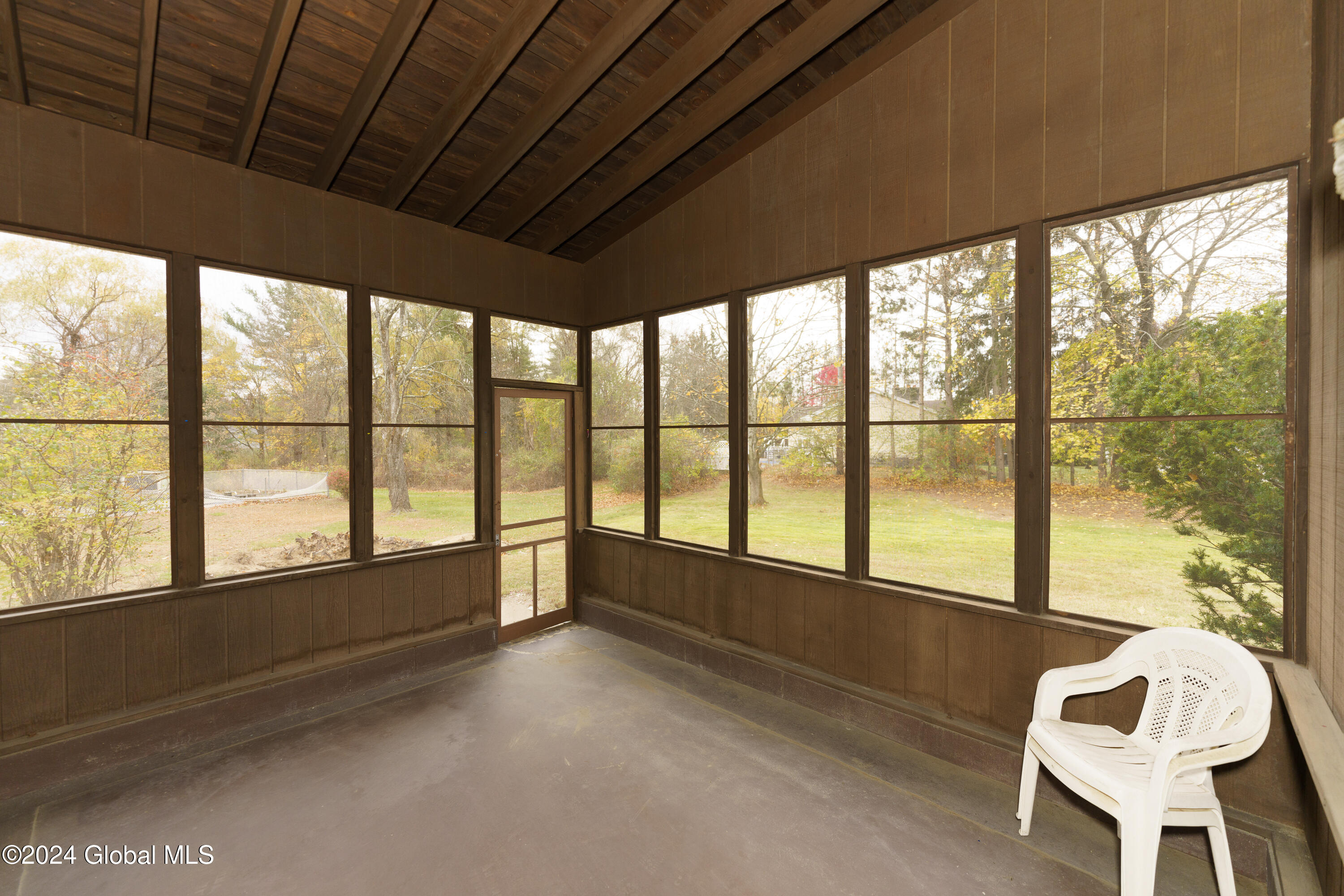 2900 West Old State Road Schenectady, NY 12303 - Photo 30 of 35 Screen Porch