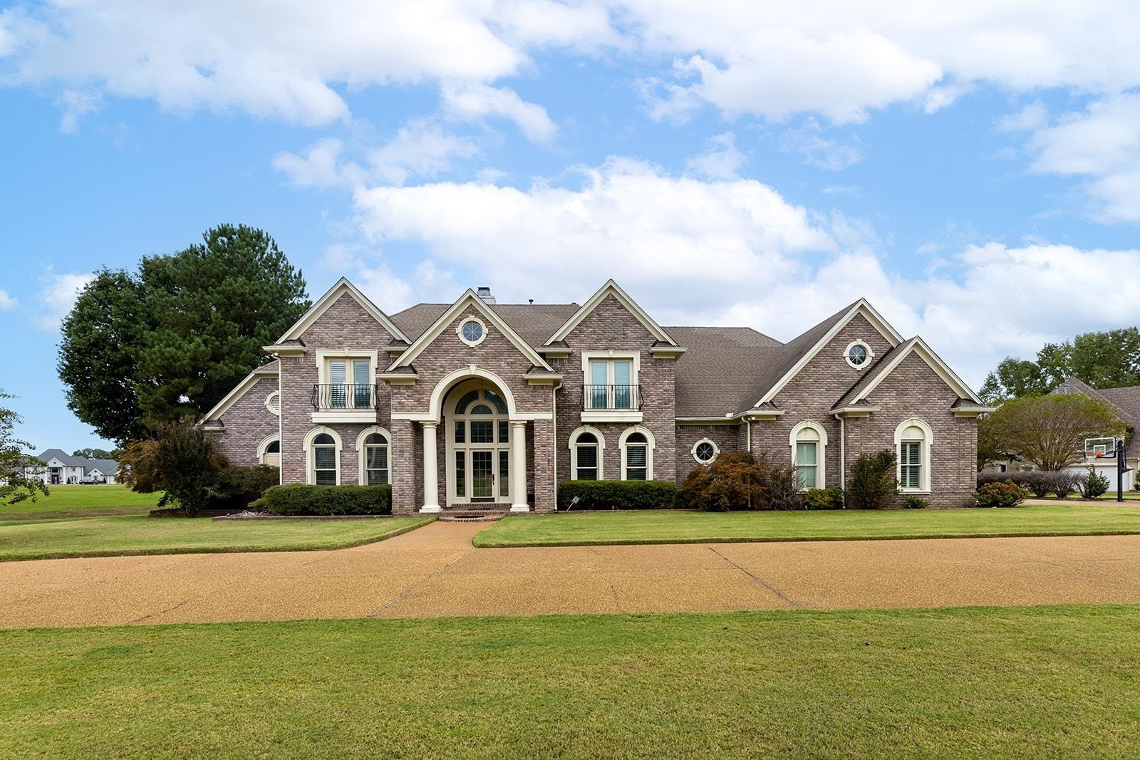 9390 Mayfield Road West Collierville, TN 38017 - Photo 1 of 40 Gallery Image 1