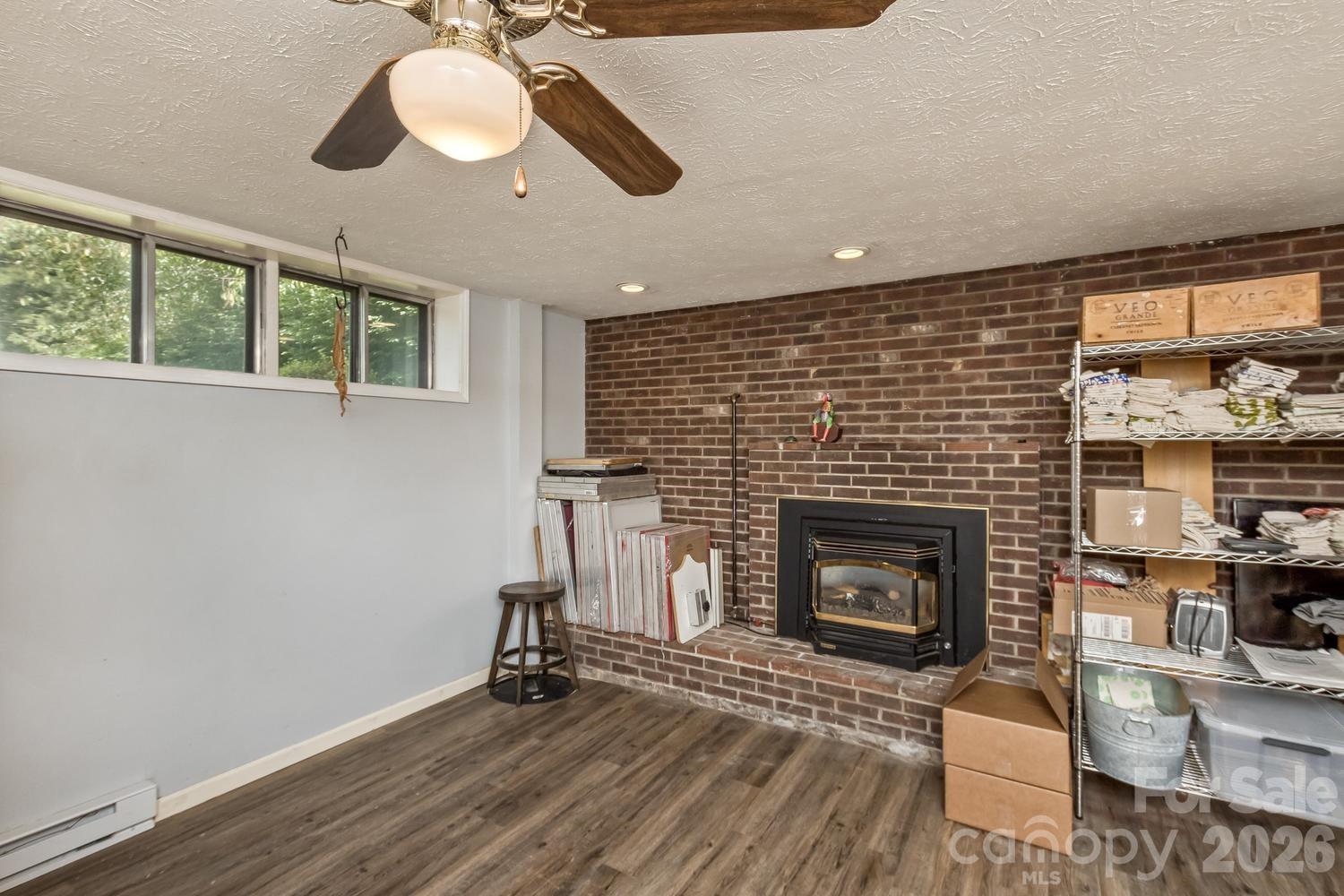 17 Rhododendron Place Asheville, NC 28805 - Photo 26 of 36