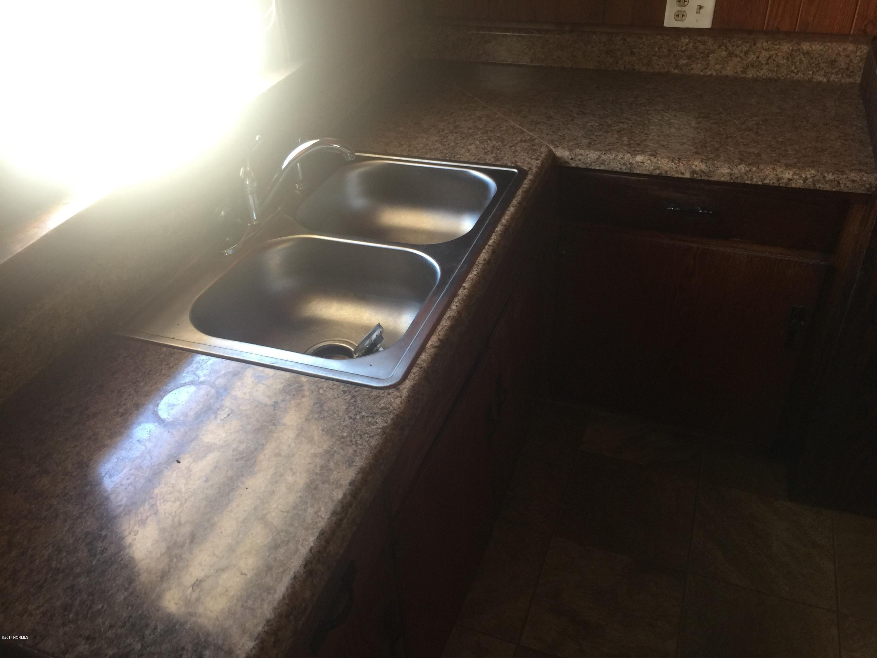 822 Falls Road Rocky Mount, NC 27804 - Photo 6 of 6 fallskitchen
