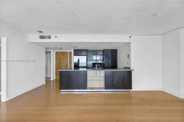 $3,000 | 7601 East Treasure Drive, Unit 1522, North Bay Village, FL 33141