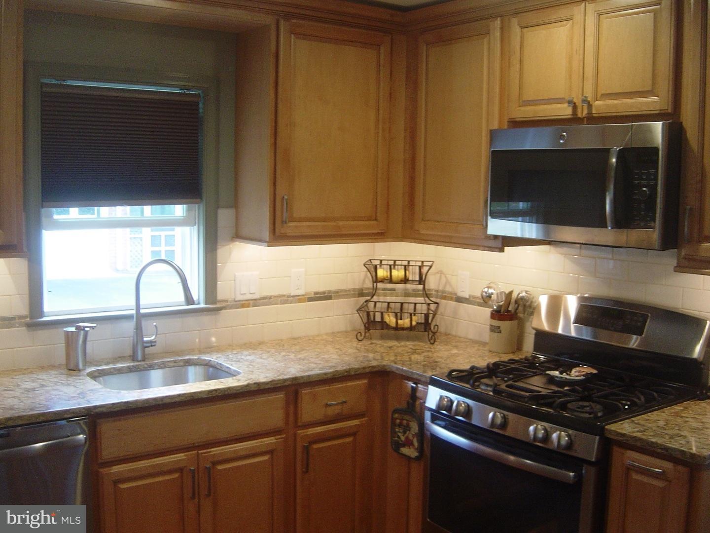 967 Westfield Road Springfield, PA 19064 - Photo 4 of 21 Kitchen