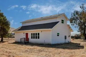 $619,000 | 25143 Ave 212, Lindsay, CA 93247