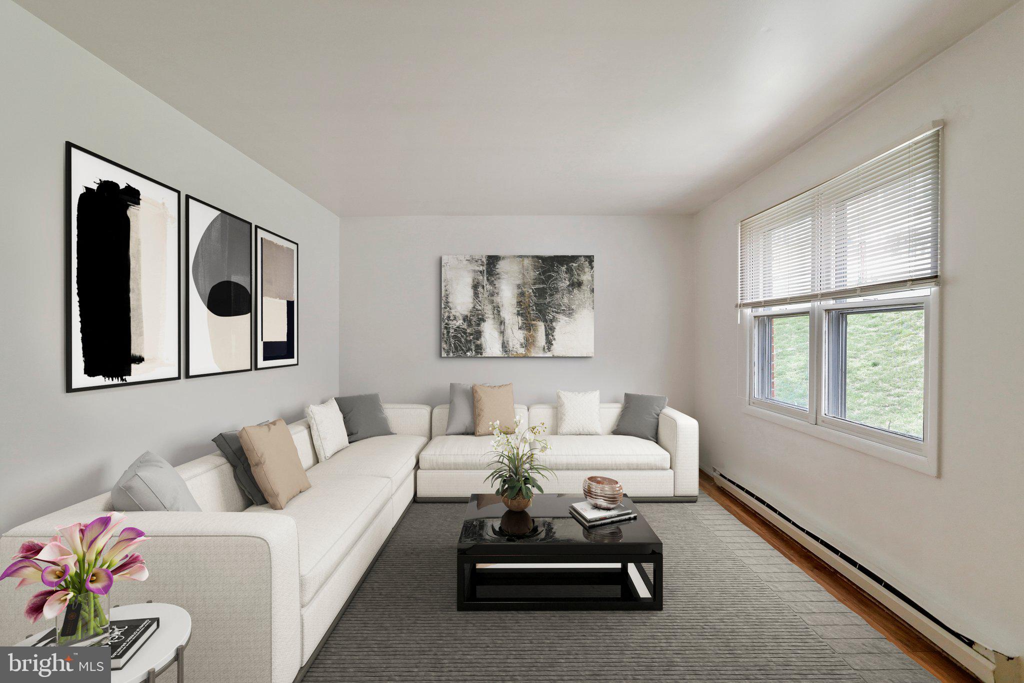 30 East E Street Brunswick, MD 21716 - Photo 3 of 33 *Virtual Staged* Living Room