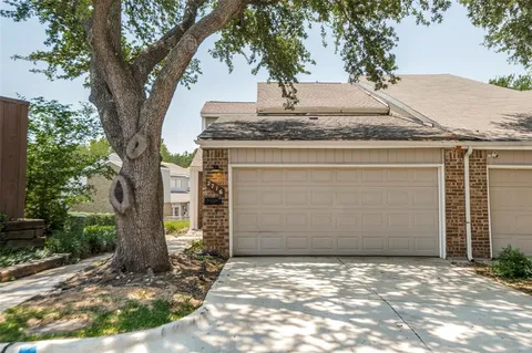 $349,000 | 2716 Meadowstone Court, Carrollton, TX 75006