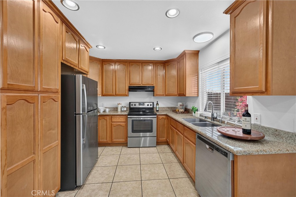 1505 Kem Way Walnut, CA 91789 - Photo 16 of 40