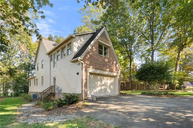 $609,000 | 3707 Bradwyck Circle, Winston-Salem, NC 27104