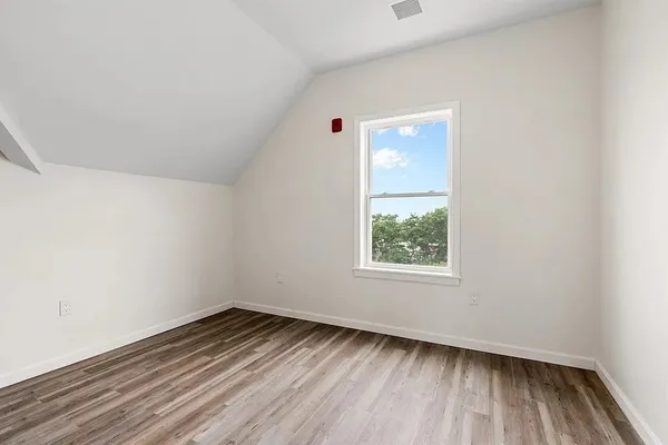 $2,100 | 20 Graham Street, Unit 4, Gardner, MA 01440