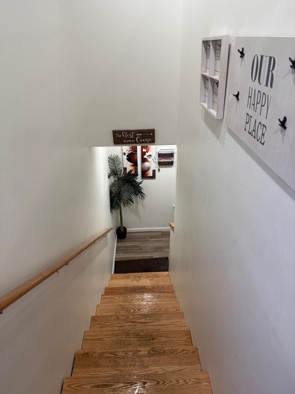 20 Graham Street, Unit 4 Gardner, MA 01440 - Photo 2 of 10