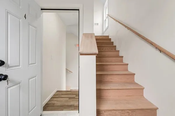 $2,100 | 20 Graham Street, Unit 4, Gardner, MA 01440