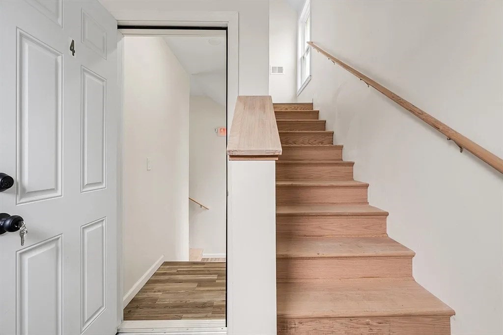 20 Graham Street, Unit 4 Gardner, MA 01440 - Photo 3 of 23 a view of entryway