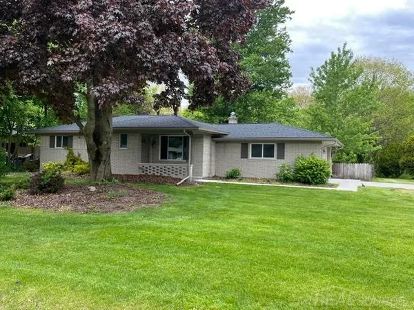 $2,200 | 53431 Ruann Drive, Utica, MI 48316