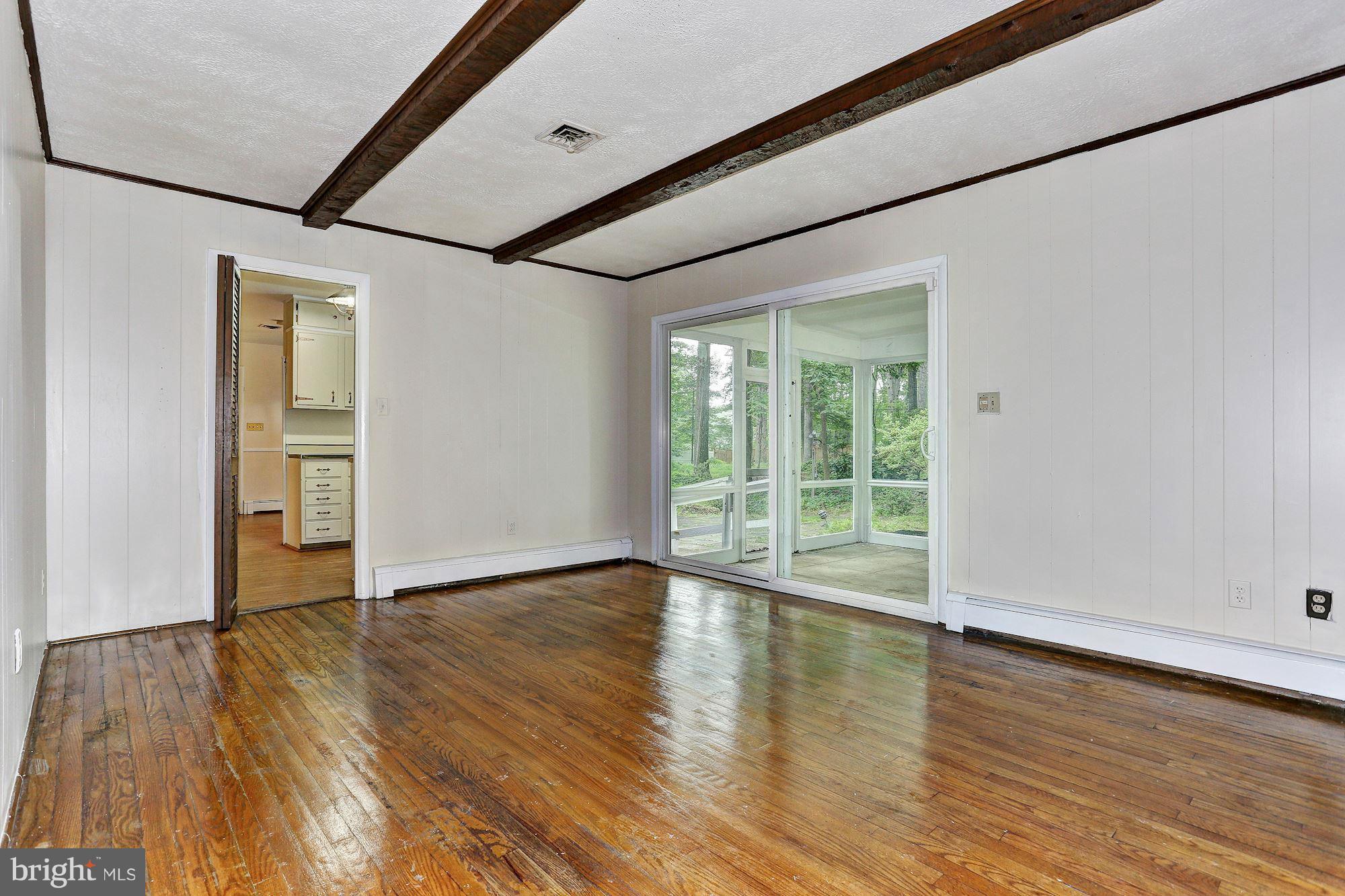 3125 The Oaks Road Ellicott City, MD 21043 - Photo 8 of 18 Family Room