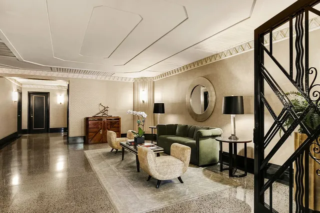 $785,000 | 434 East 52nd Street, Unit 2D | Midtown East