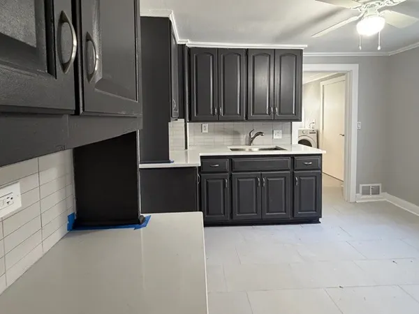 $2,800 | 609 1st Street, Unit 1, Libertyville, IL 60048