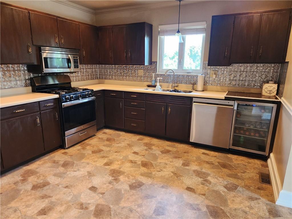 617 Mapletown Road Garards Fort, PA 15334 - Photo 10 of 21 Gallery Image 10