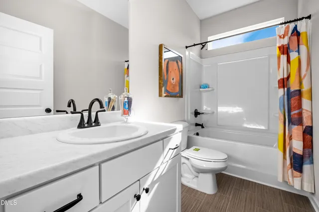 $293,710 | 221 Courtside Drive, Dunn, NC 28334