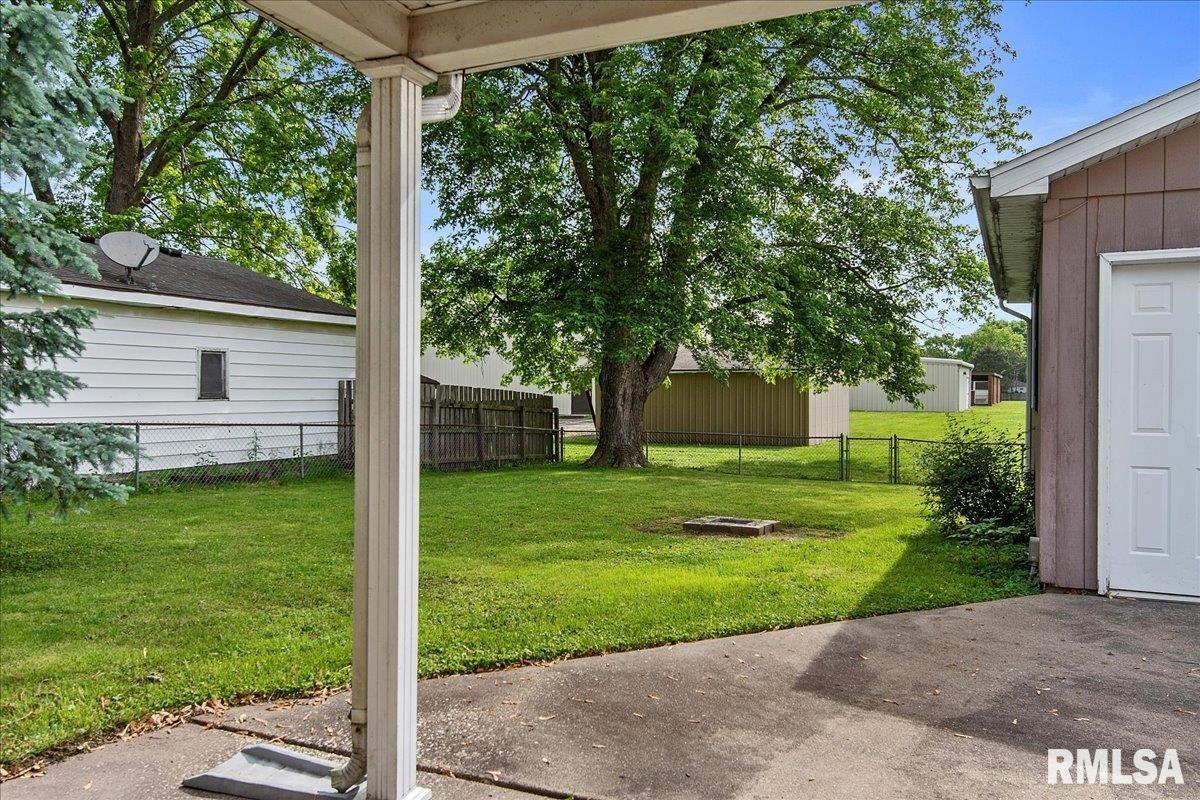 2116 Hastings Road Springfield, IL 62702 - Photo 24 of 29