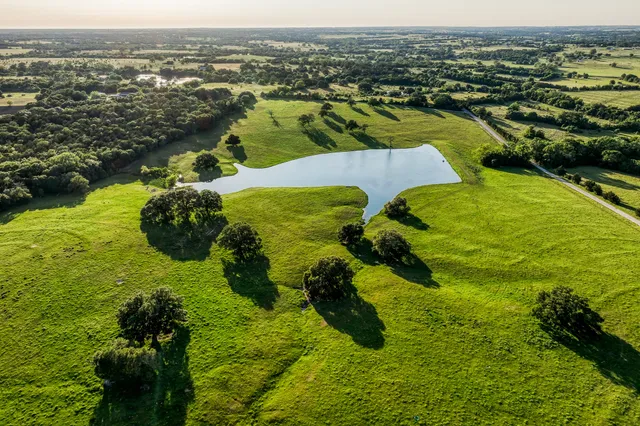 $6,900,000 | 7000 Farm To Market Road 332, Brenham, TX 77833