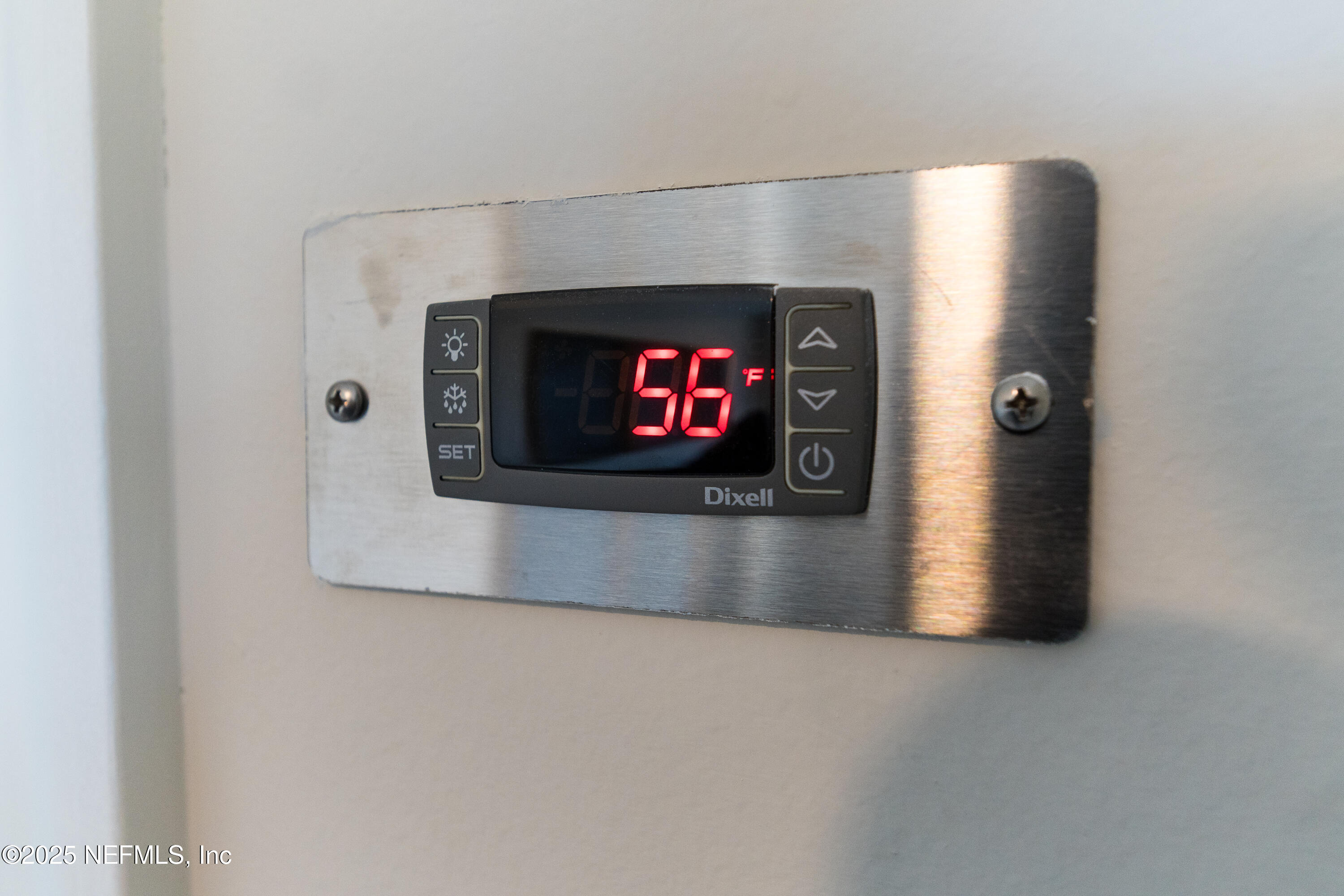 3360 Lighthouse Point Lane Jacksonville, FL 32250 - Photo 37 of 65 CellarPro