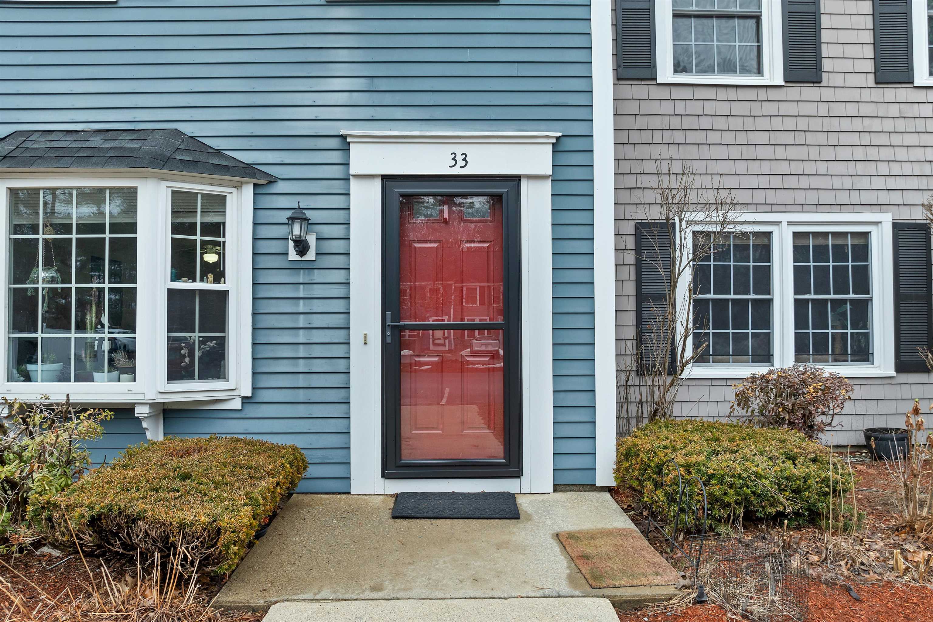 33 Donovan Court Merrimack, NH 03054 - Photo 3 of 30