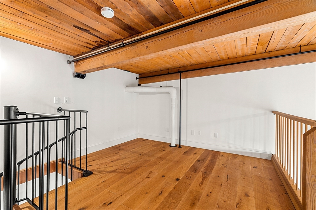 50 Rantoul Street, Unit 505 Beverly, MA 01915 - Photo 22 of 30 a view of an empty room