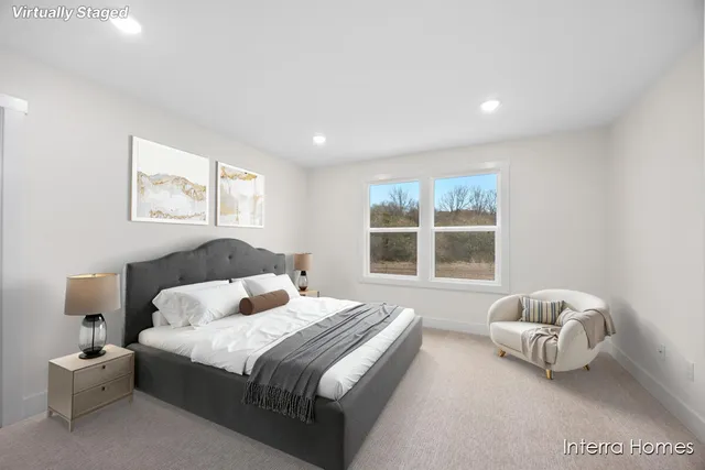 $549,900 | 8333 Kettle Oak Drive Southeast, Alto, MI 49302