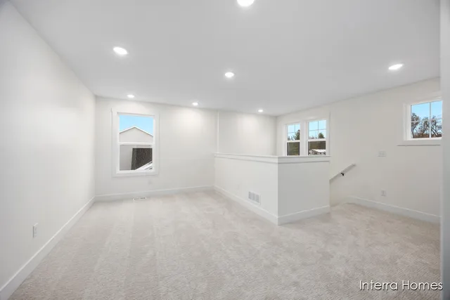 $549,900 | 8333 Kettle Oak Drive Southeast, Alto, MI 49302