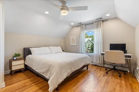 $899,000 | 3452 North Damen Avenue, Chicago, IL 60618