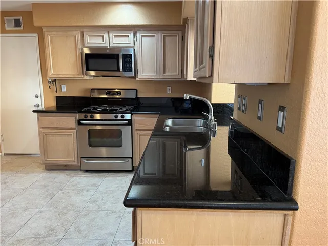 $5,000 | 13 Channel Island Street, Aliso Viejo, CA 92656