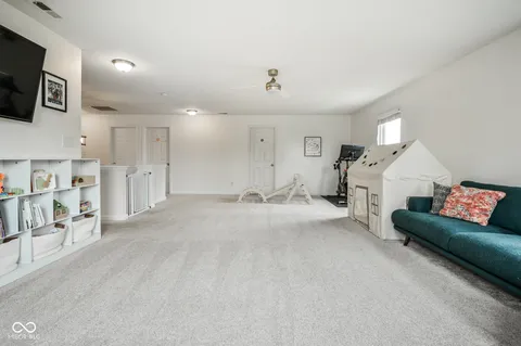 $395,000 | 863 Moate Circle, Greenwood, IN 46143