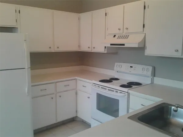 $2,500 | 11969 Northwest 11th Street, Unit 11969, Pembroke Pines, FL 33026