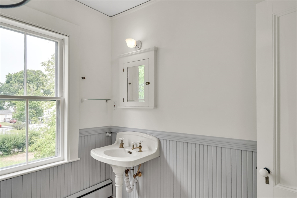 39 Green Street Watertown, MA 02472 - Photo 23 of 29