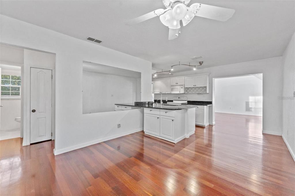 315 Wooten Road Lutz, FL 33548 - Photo 14 of 56