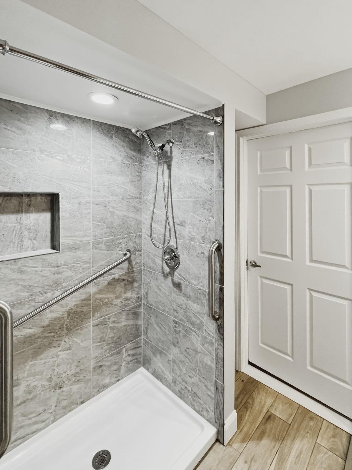 2400 Liberty Road Eldersburg, MD 21784 - Photo 13 of 33 UNIT 1 - Second Bathroom
