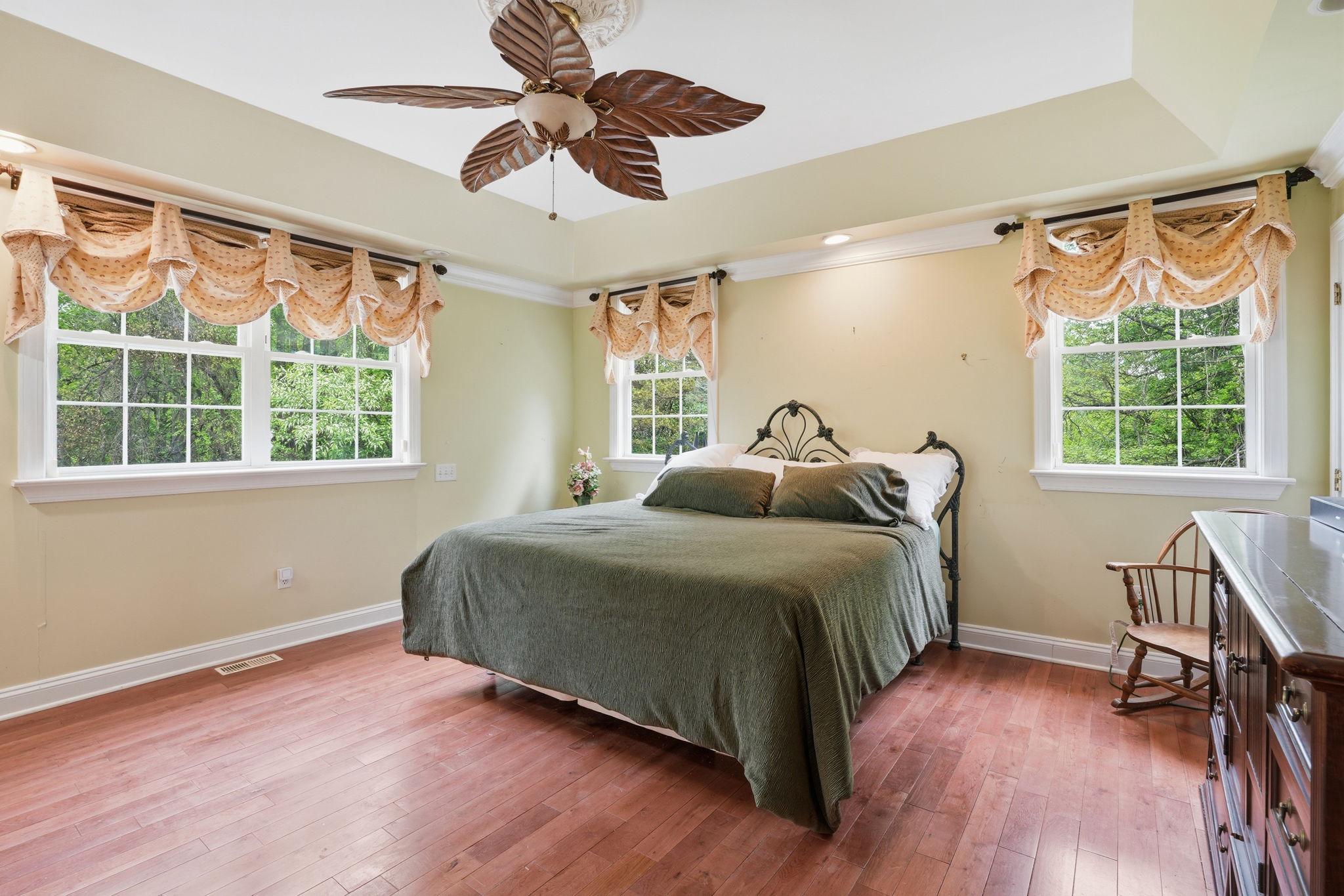 2400 Liberty Road Eldersburg, MD 21784 - Photo 31 of 33 Serene room with natural light.