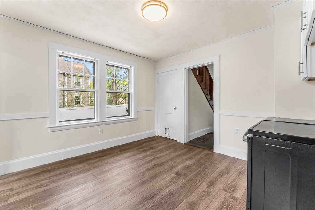18 Fales Road Dedham, MA 02026 - Photo 9 of 38