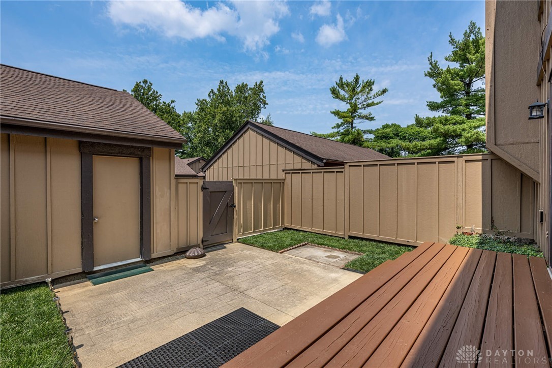 1320 Keystover Trail Centerville, OH 45459 - Photo 3 of 35