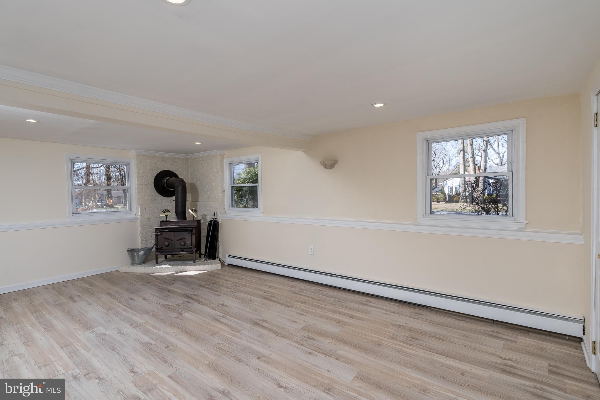 1516 Friendly Road Pasadena, MD 21122 - Photo 20 of 34 Lower level family room