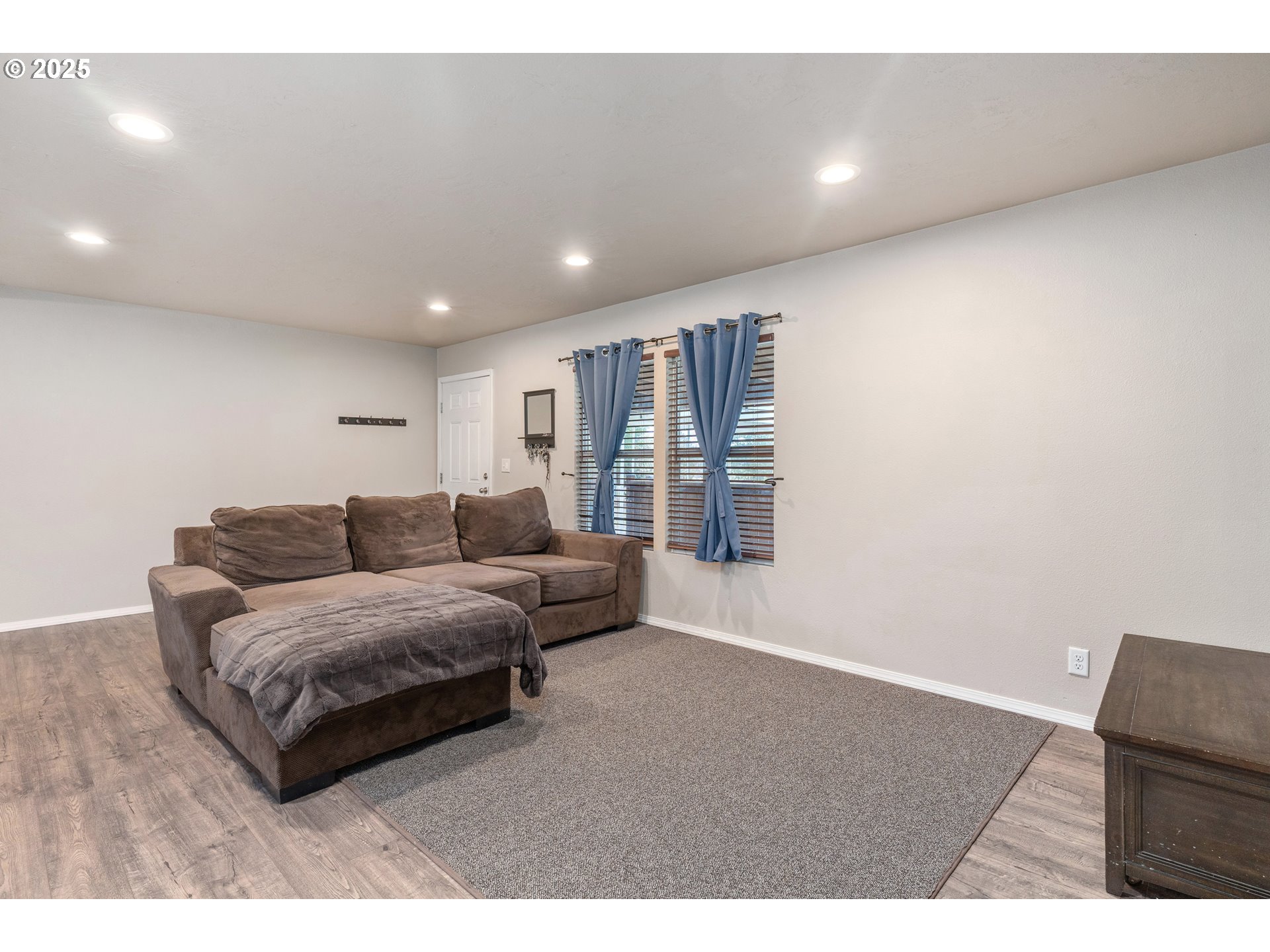 9347 Southwest Link Street Cornelius, OR 97113 - Photo 5 of 23