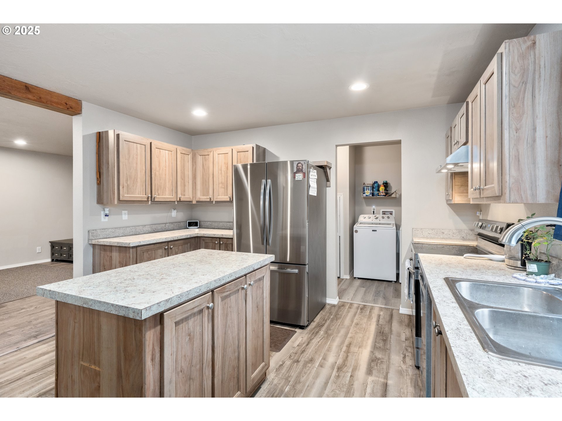 9347 Southwest Link Street Cornelius, OR 97113 - Photo 9 of 23
