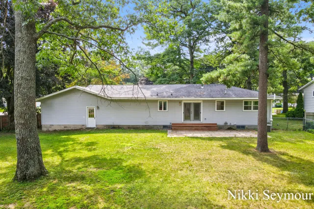 $245,000 | 7717 North Carefree Drive, Whitehall, MI 49461